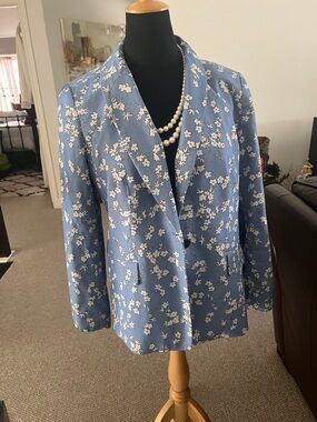 Women's Light Blue Floral Blazer Jacket by Talbot’s